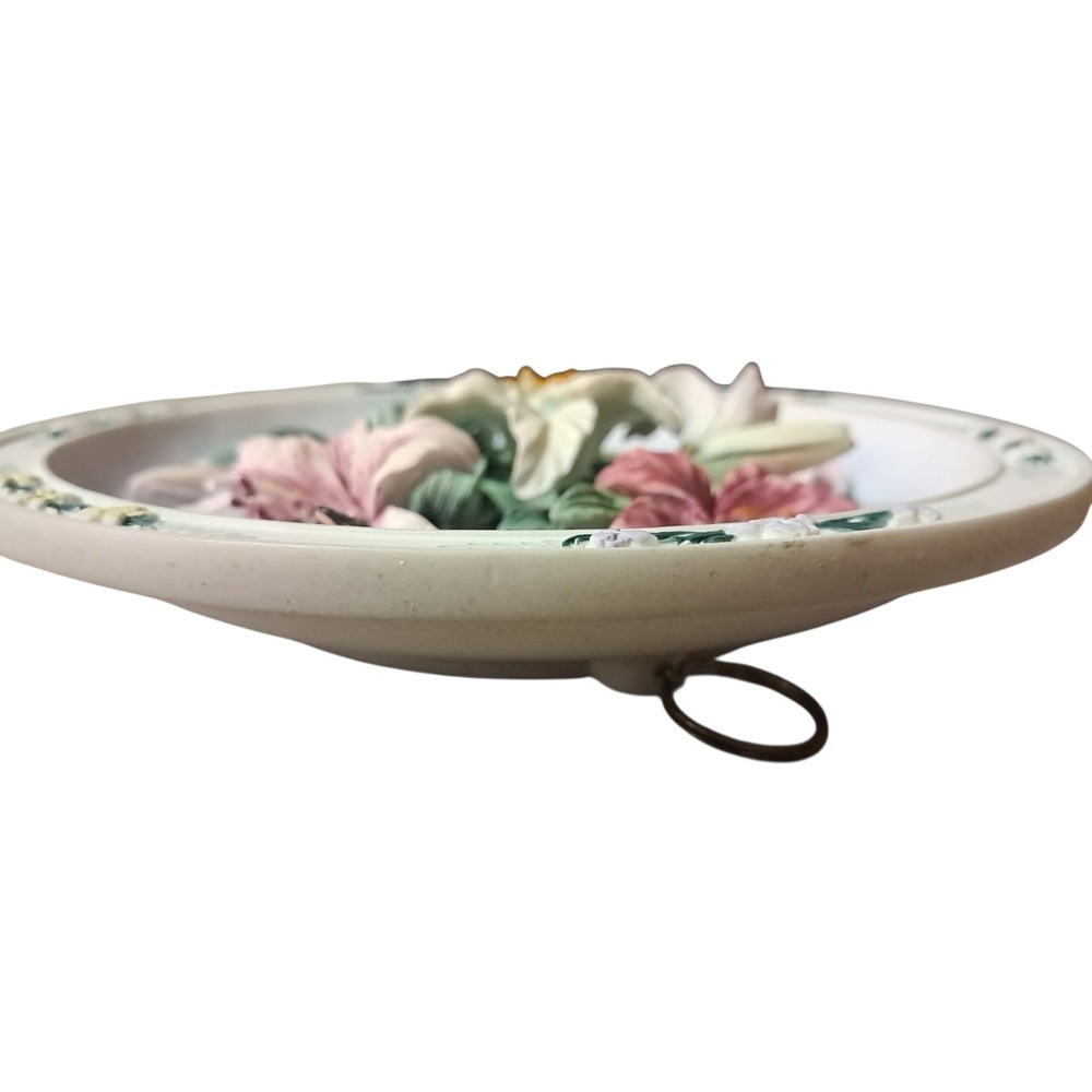 THE LILY GARDEN Plate Lena Liu's Beautiful Gardens #4. 3D Lillies And Butterfly - Picture 7 of 13